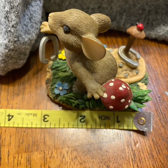 Fitz & Floyd Charming tails “ Give luck a shot” Mouse playing horseshoes - Picture 6 of 8